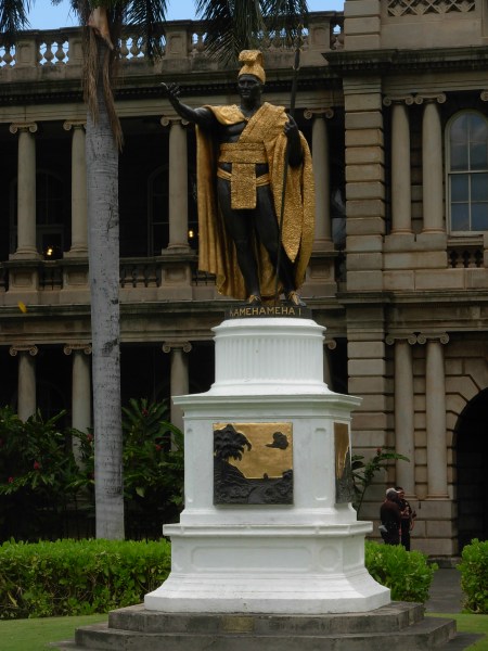 Kamehameha the Great: Not the original statue.