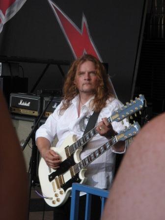 Tesla guitarist Frank Hannon